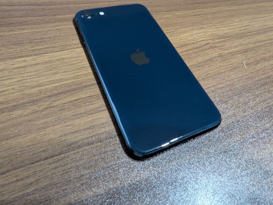Apple iPhoneSE3 SIMフリーミッドナイト256GB