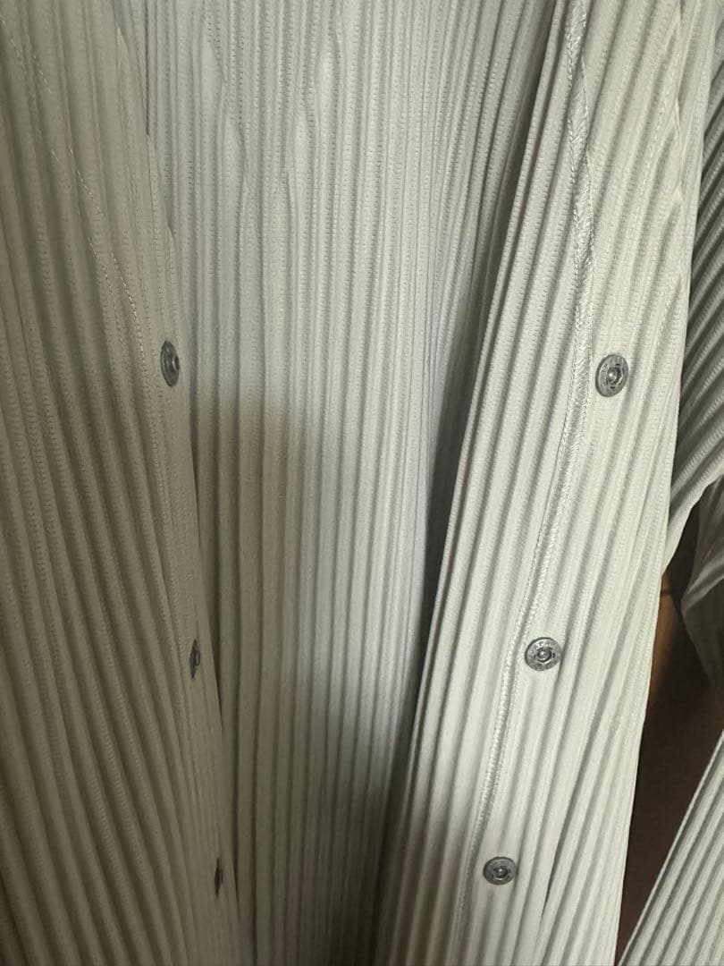 HOMME PLISSE ISSEY MIYAKE ノースリーブ&カーディガン