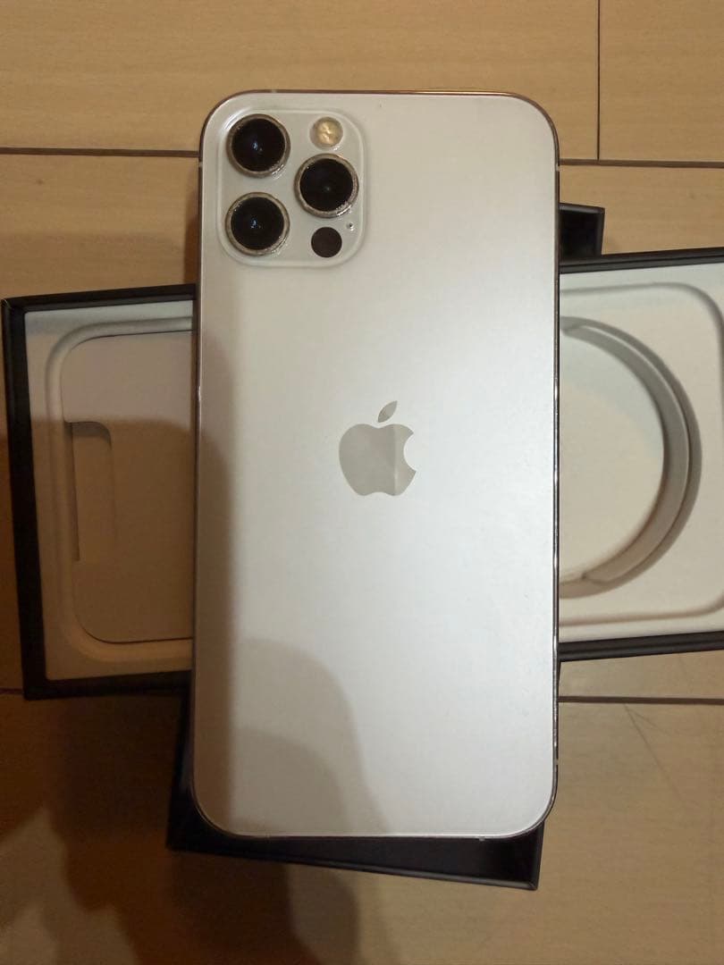 Apple iPhone 12 Pro 512 GB シルバー