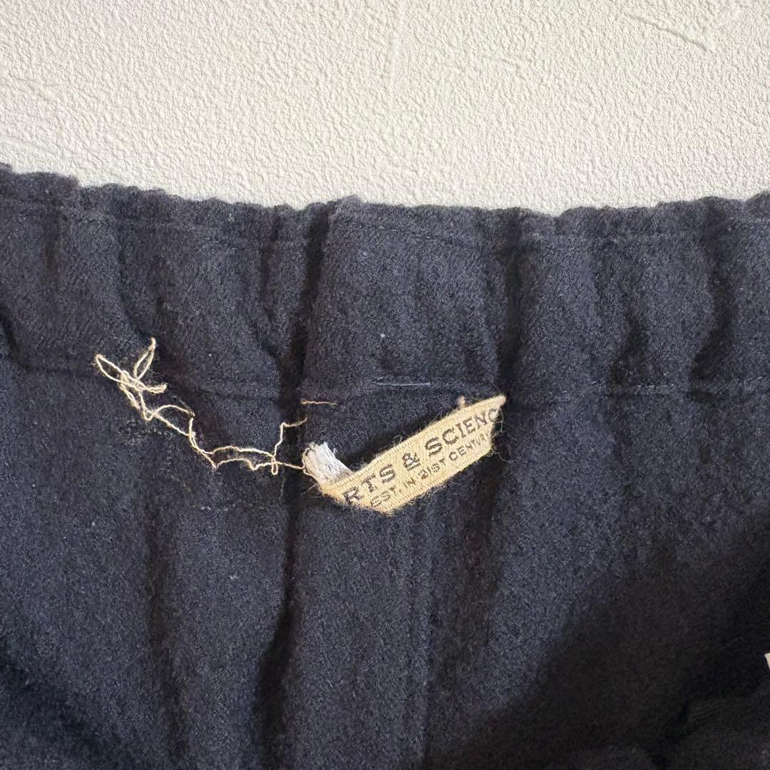 アーツアンドサイエンス　ネイビー　ウールイージーパンツ　サイズ3