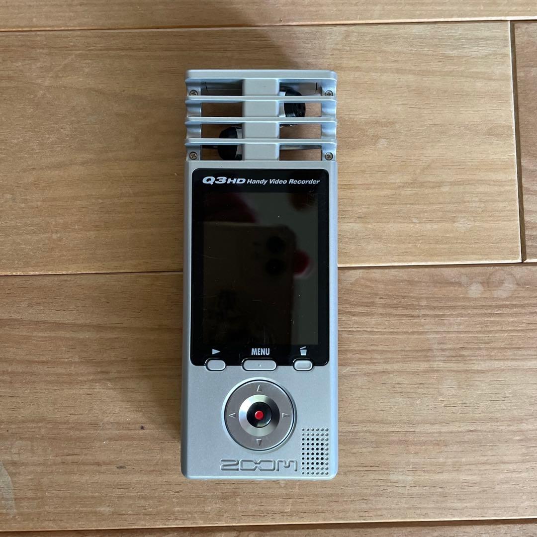 ZOOM Q3HD とAccessory pack