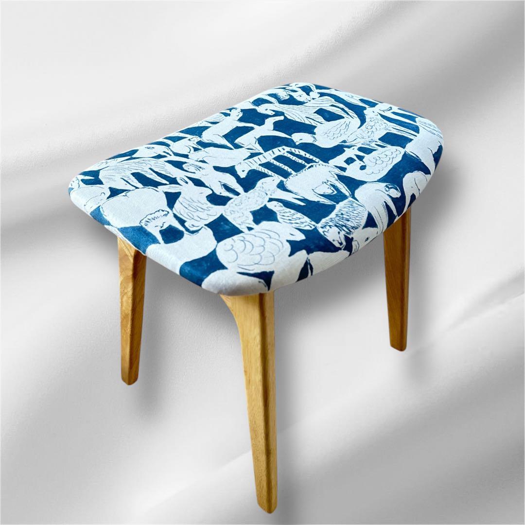 ミナペルホネン生地使用スツール　チェア　オットマン　インテリア雑貨　家具　未使用