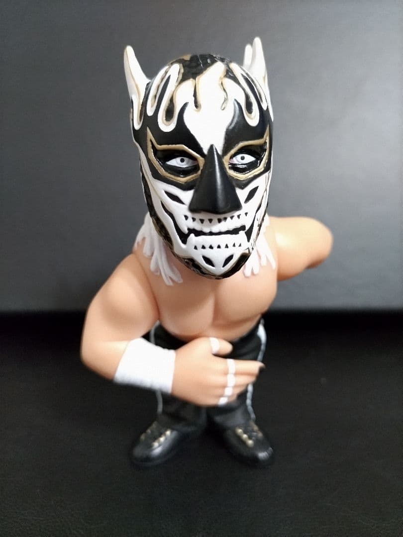 内藤哲也　エル・デスペラード　武藤敬司　フィギュア　新日本プロレス　NOAH