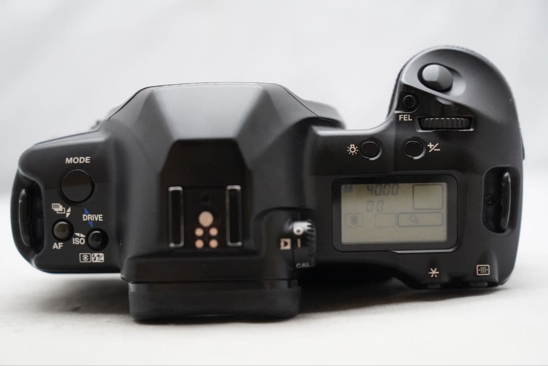 ☆通電OK☆ キャノン イオス ３ アイ コントロール　大人気フィルムカメラ