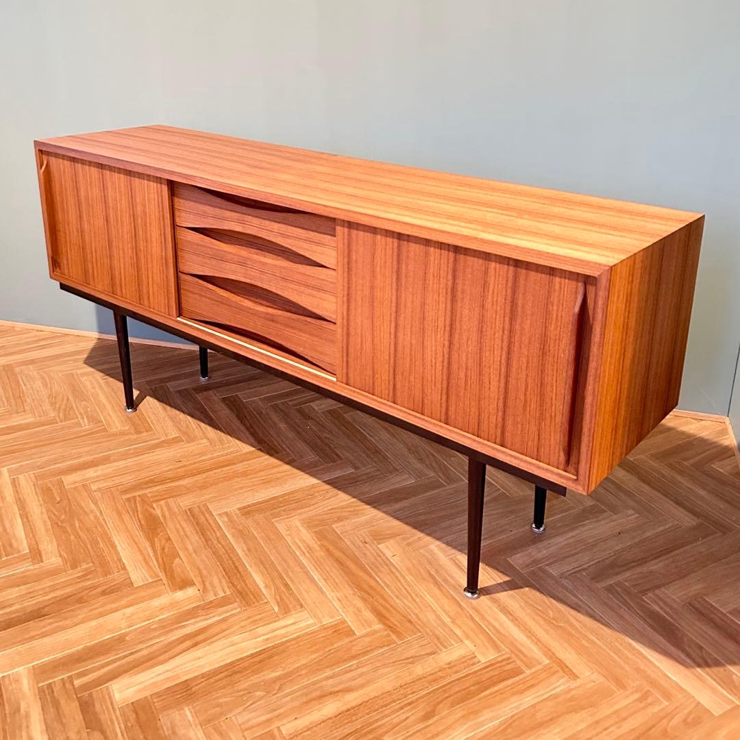 に*ぴ様 チーク サイドボード チェスト 北欧 ミッドセンチュリー ビンテージ