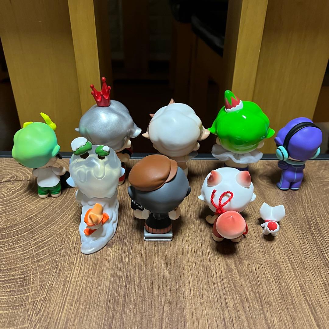 【中古】POP MART DIMOO WORLDフィギュア ８体