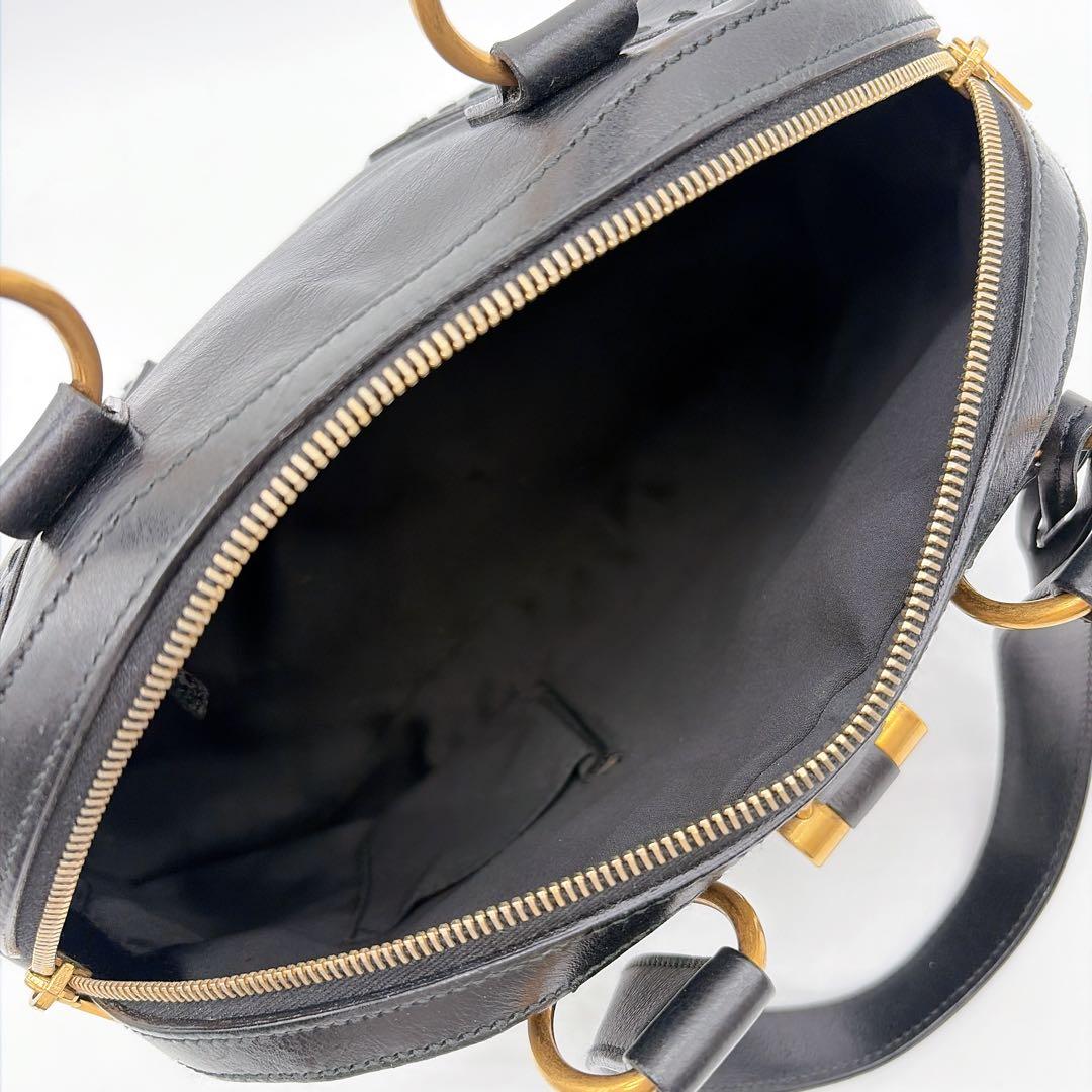 美品✨【イヴサンローラン】ミューズ オールレザー ハンドバッグ ブラック カデナ