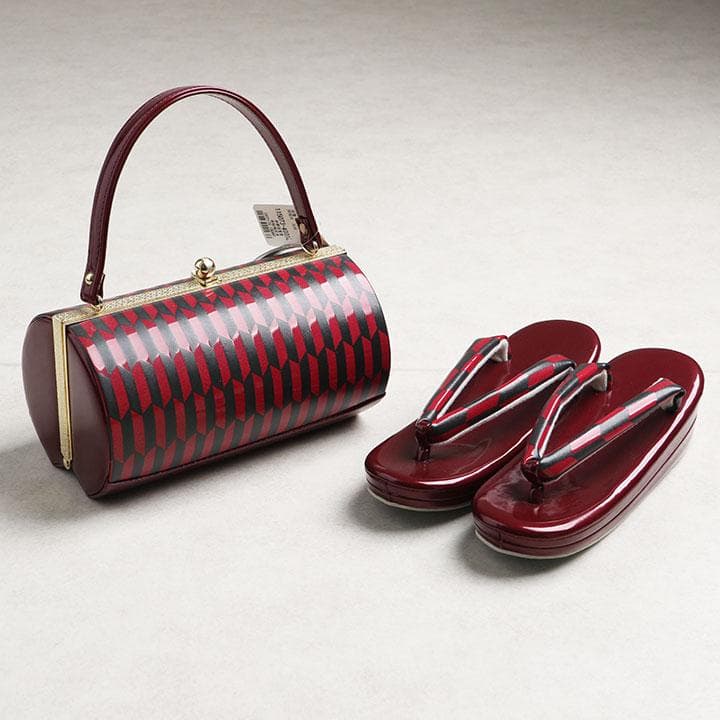 【新品】草履バッグセット　矢羽根柄(黒&赤)　 W40838