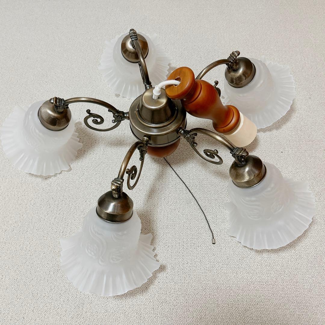 ●美品●アンティーク　フリルシェード　すずらん型　豪華5灯シャンデリア【キシマ】