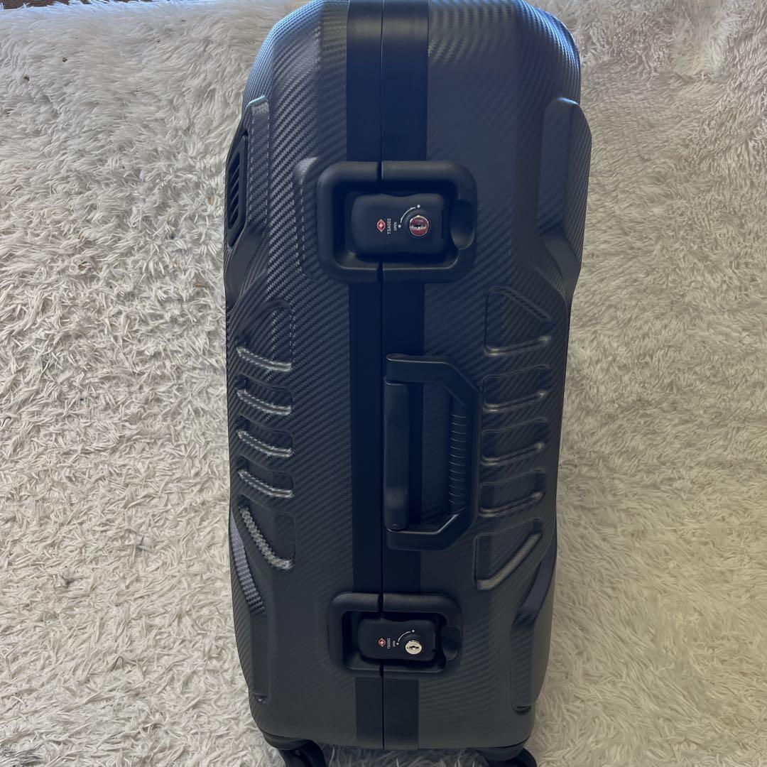 【購入者確定】PROTEX　プロッテクス　キャリーケース　4輪　特大　カーボン調