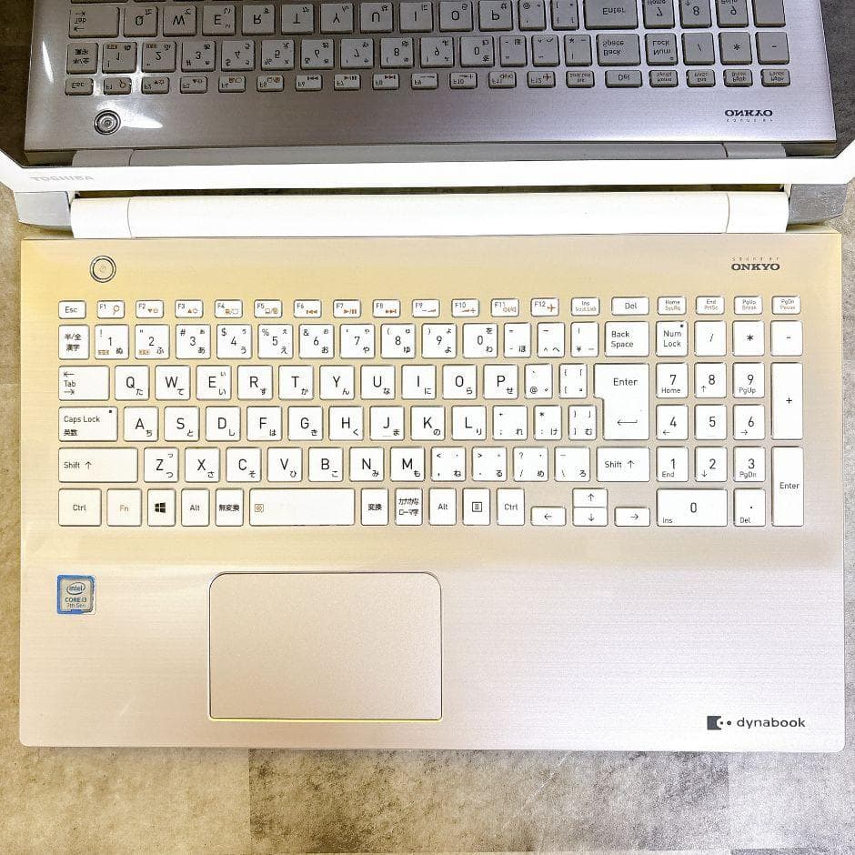 おしゃれゴールド❣快適SSD✨メモリ16GB✨Win11カメラ付 フルHD 薄型