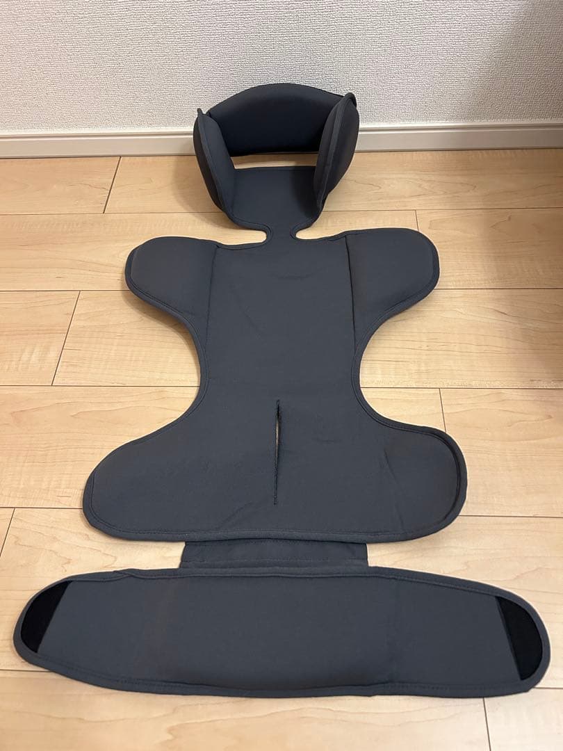 Aprica フラディアグロウ グレー ISOFIX対応 2023年購入