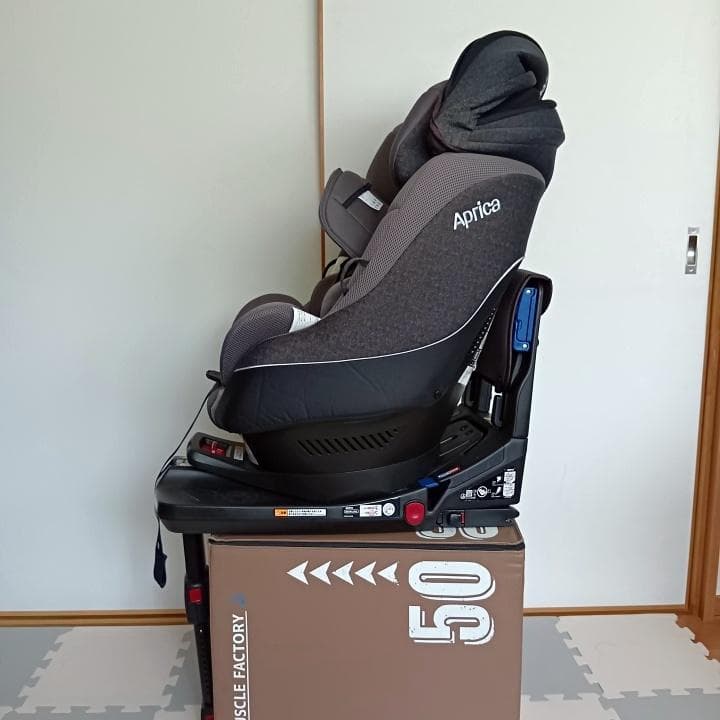 【1点限り✨】アップリカ　チャイルドシート クルリラプレミアム ビッテ⭐︎