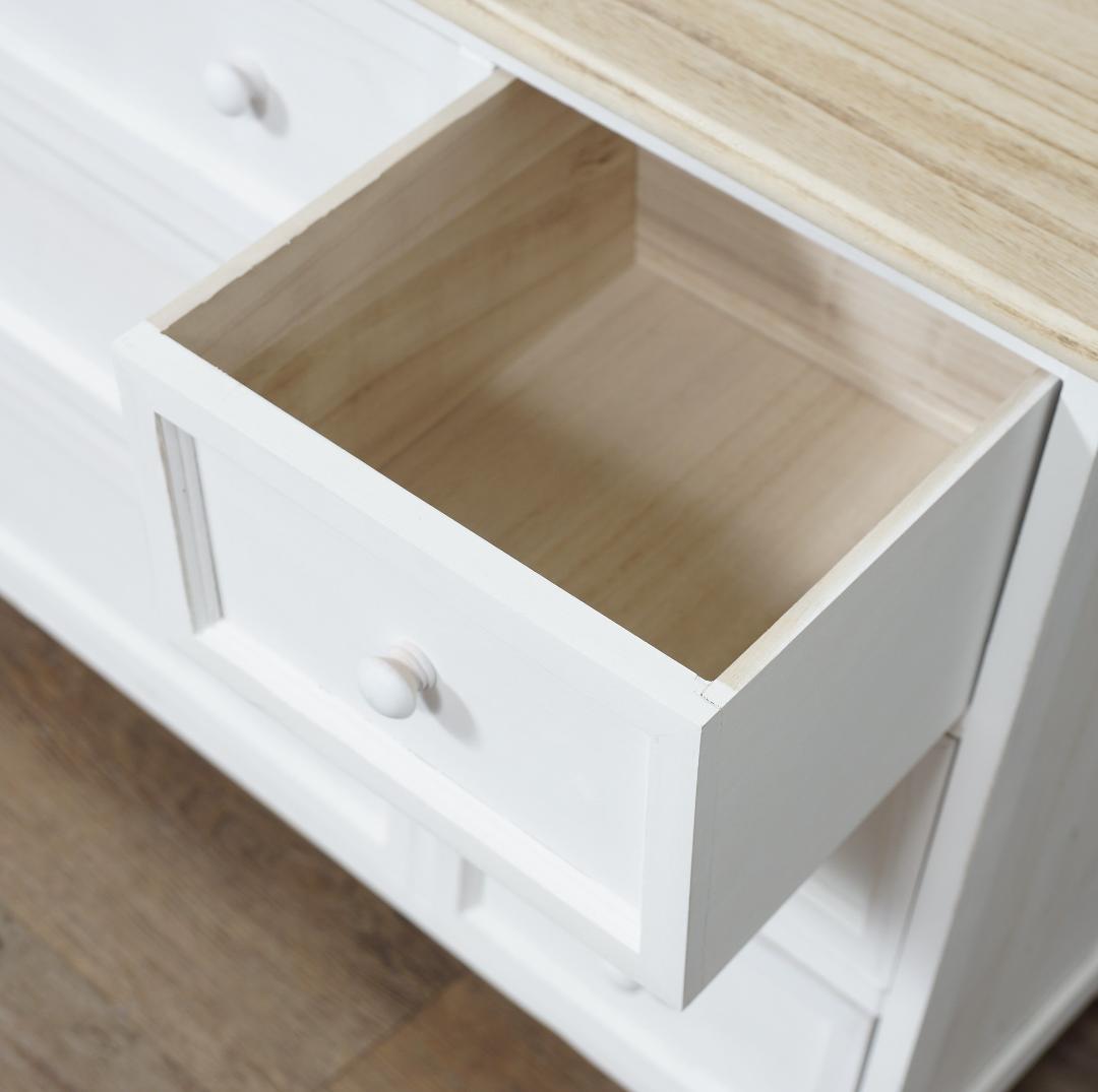 【新品・未使用】　ヨーロピアン調　チェスト　箪笥　幅　79ｃｍ