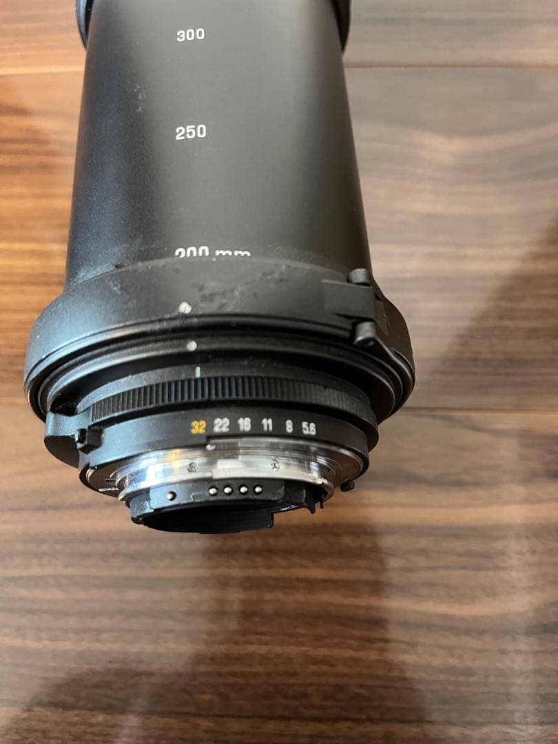 TAMRON 200-400mm ズームレンズ