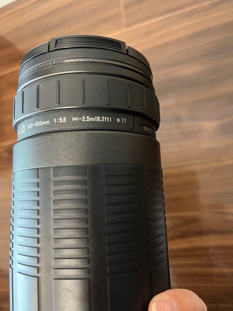 TAMRON 200-400mm ズームレンズ
