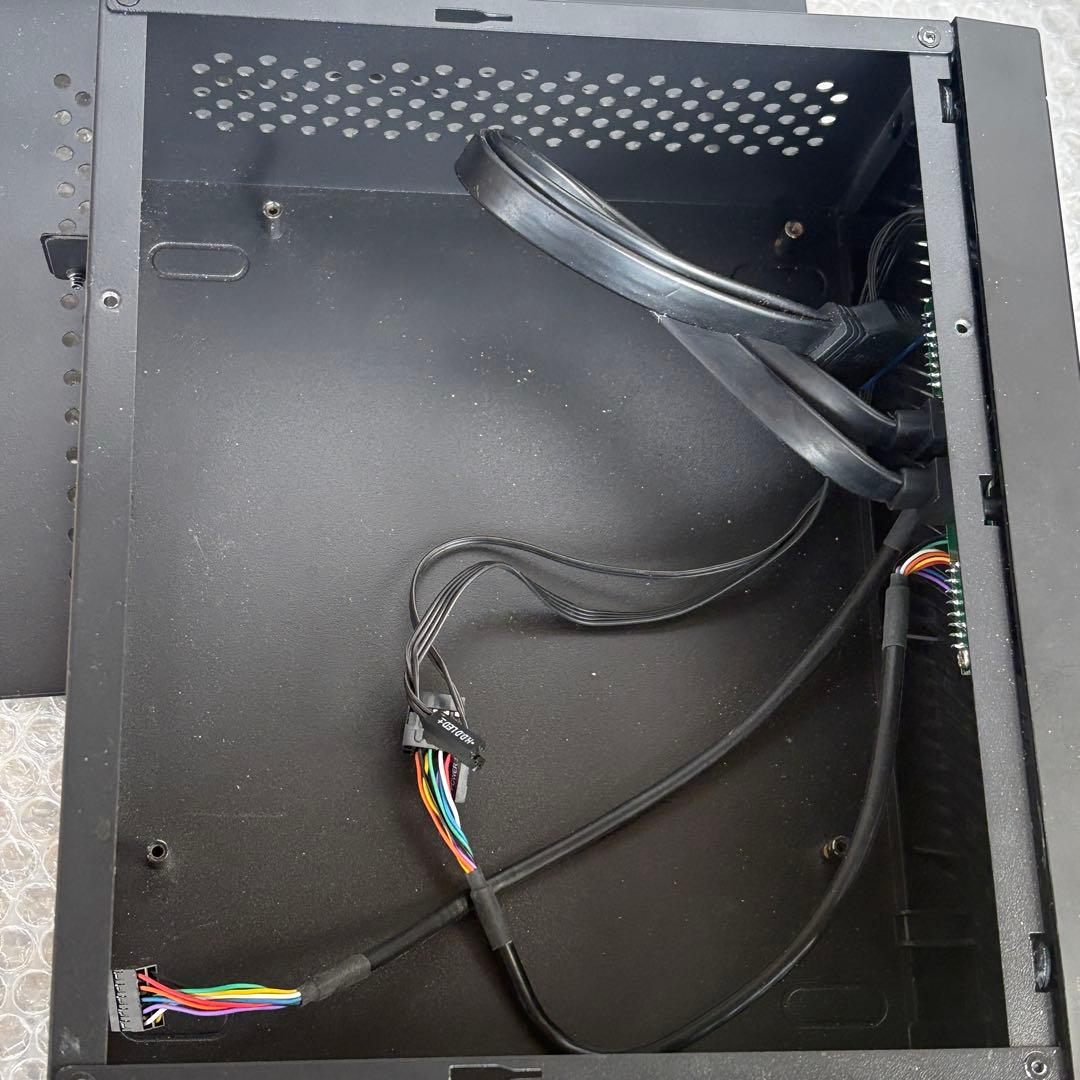 現状品 MiniITXケース 2種 A09P Antec ISK-110 電源付