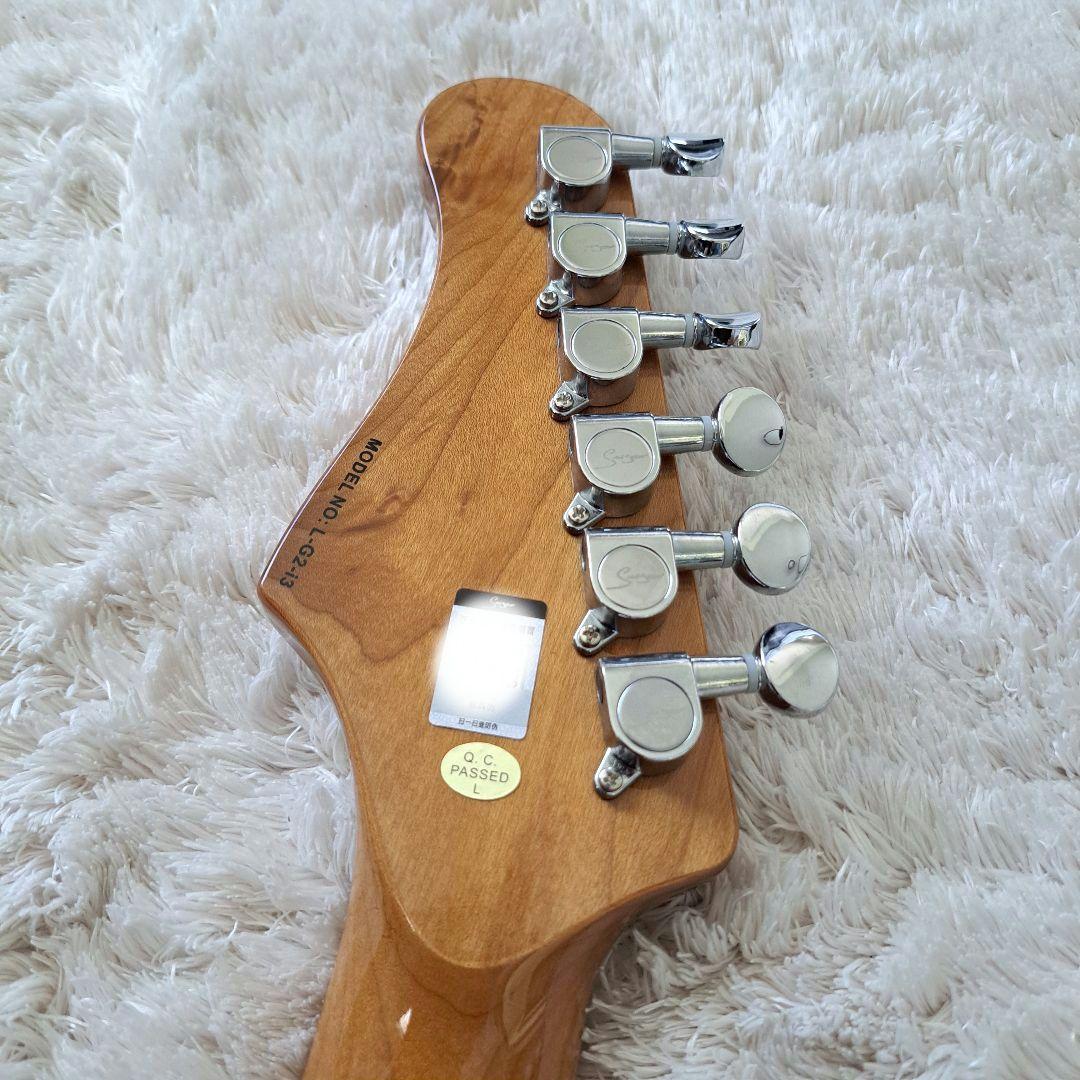 高品質アルダー材とローステッドメイプルネックを採用した、プロ仕様のスマートギター