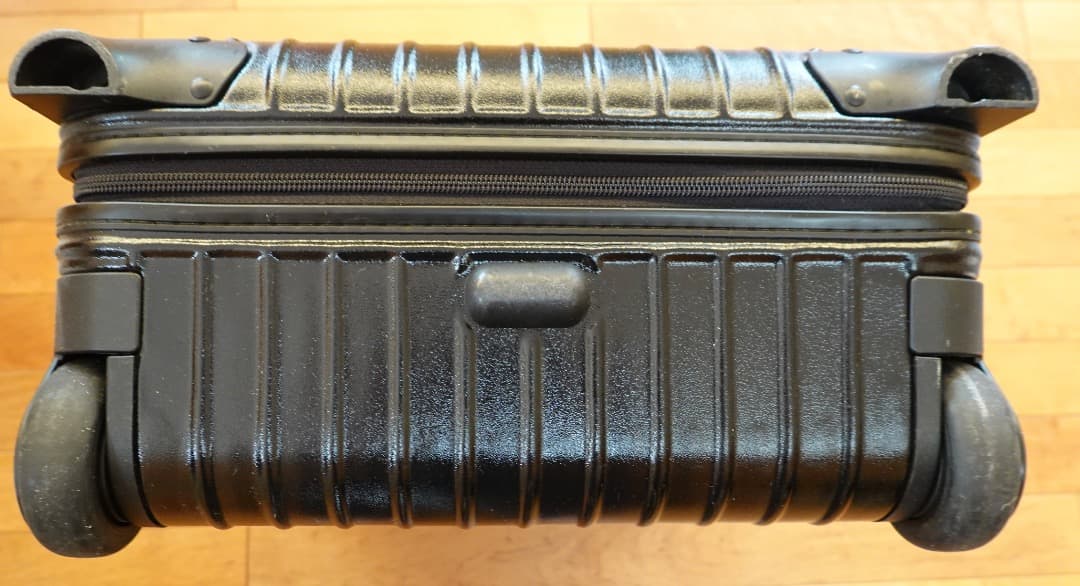 RIMOWA Cabin Trolley IATA 35ℓ,2.9kg　2輪軽量