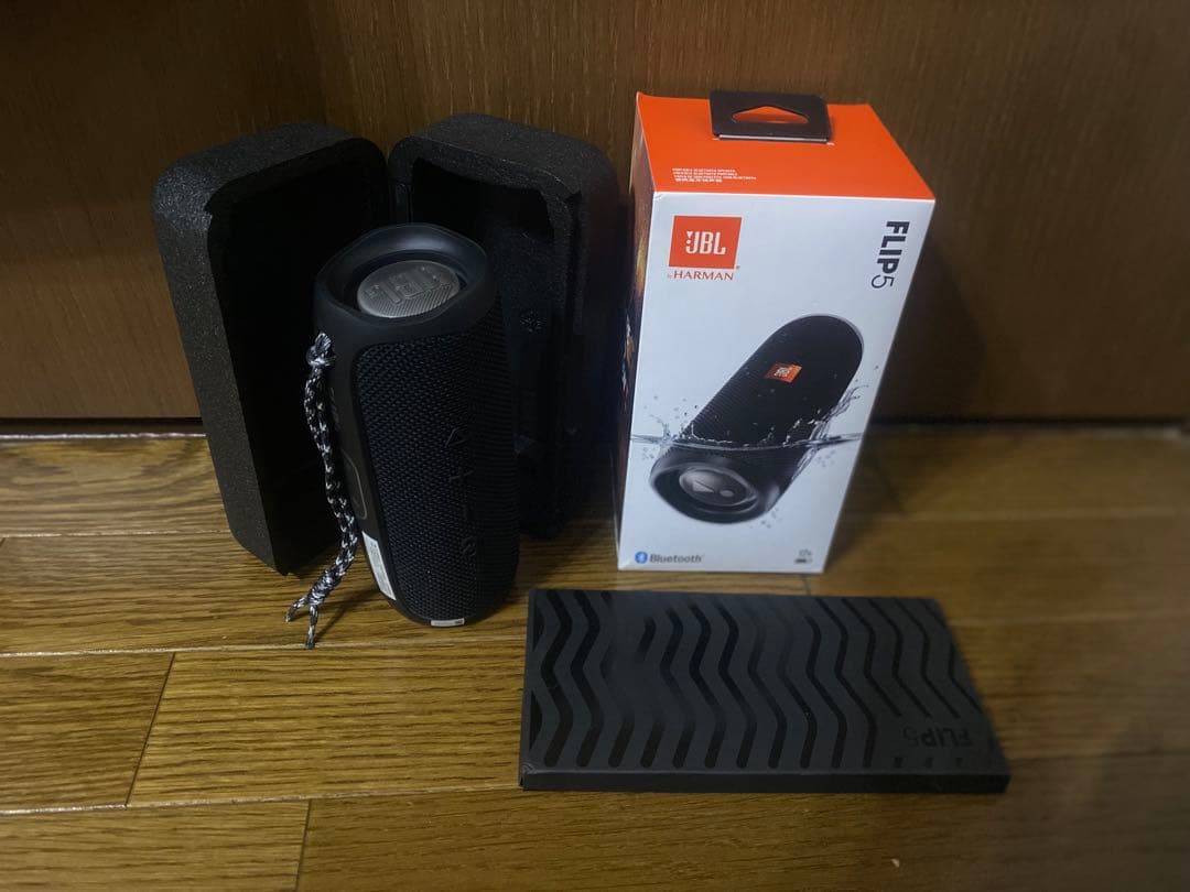 新品 未使用 JBL FLIP5 ポータブルスピーカー JBLFLIP5