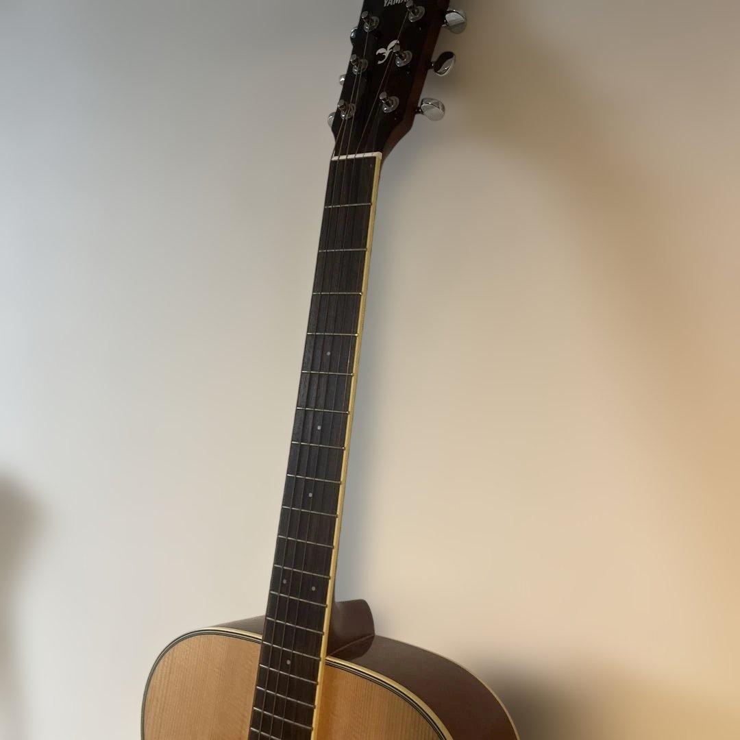 ヤマハ　アコースティックギター FS820
