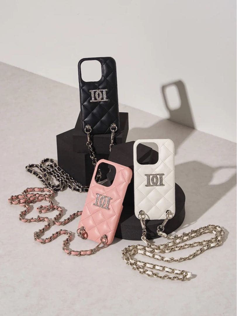 Darich ストーンロゴキルティングiPhone15ProMaxケース