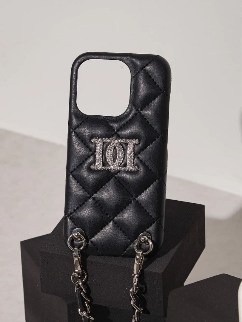 Darich ストーンロゴキルティングiPhone15ProMaxケース