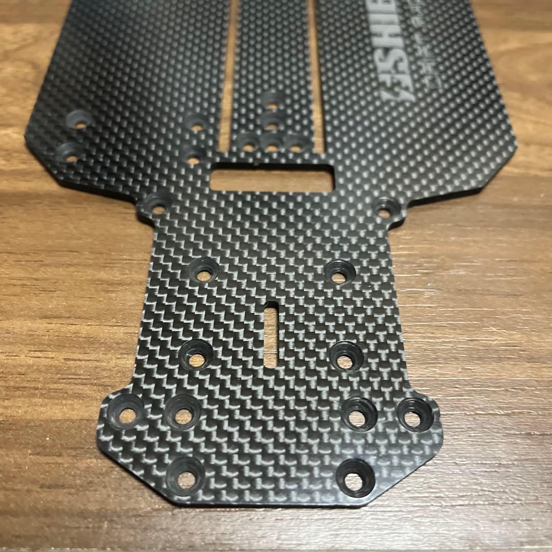 GRK GS II EVO プレミアムカーボンシャーシ