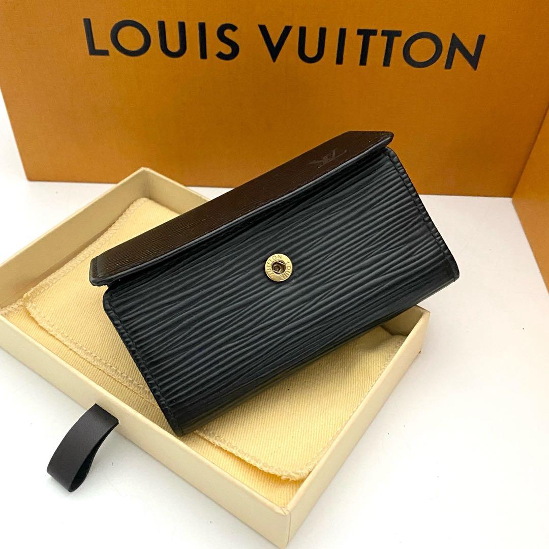 使用わずか　ルイヴィトン　エピ　キーケース　ミュルティクレ6 黒