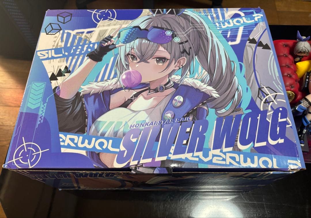 崩壊スターレイル　銀狼　フィギュア