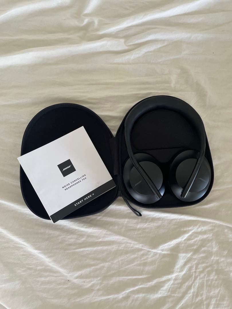 BOSEワイヤレスヘッドホン ブラック