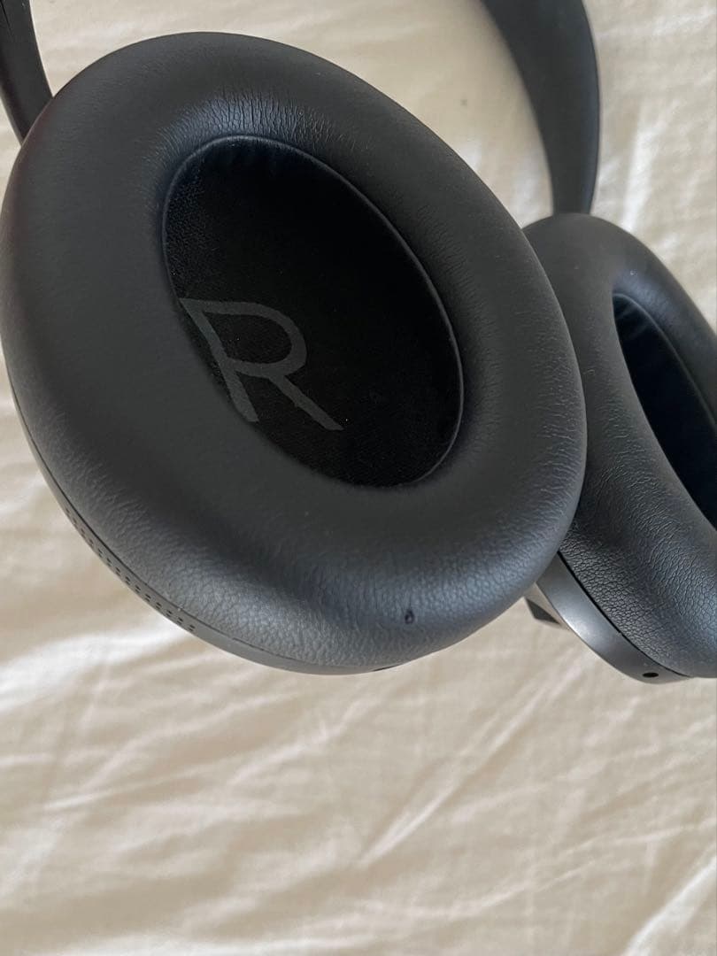 BOSEワイヤレスヘッドホン ブラック