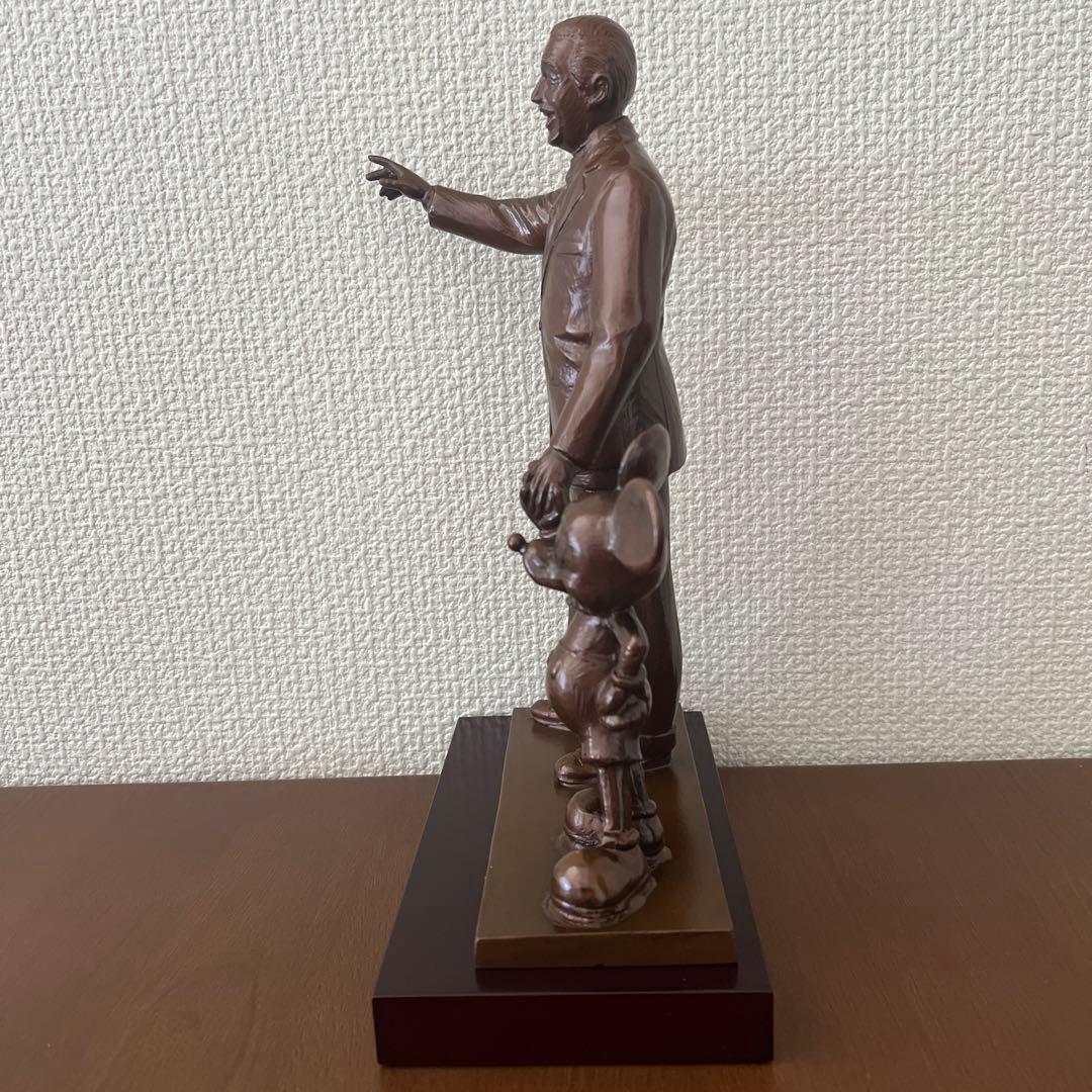 ウォルト・ディズニー&ミッキーマウス　　パートナーズ像