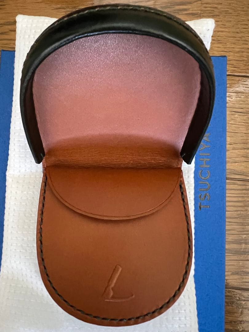 土屋鞄　コードバン 馬蹄型小銭入れ　グリーン