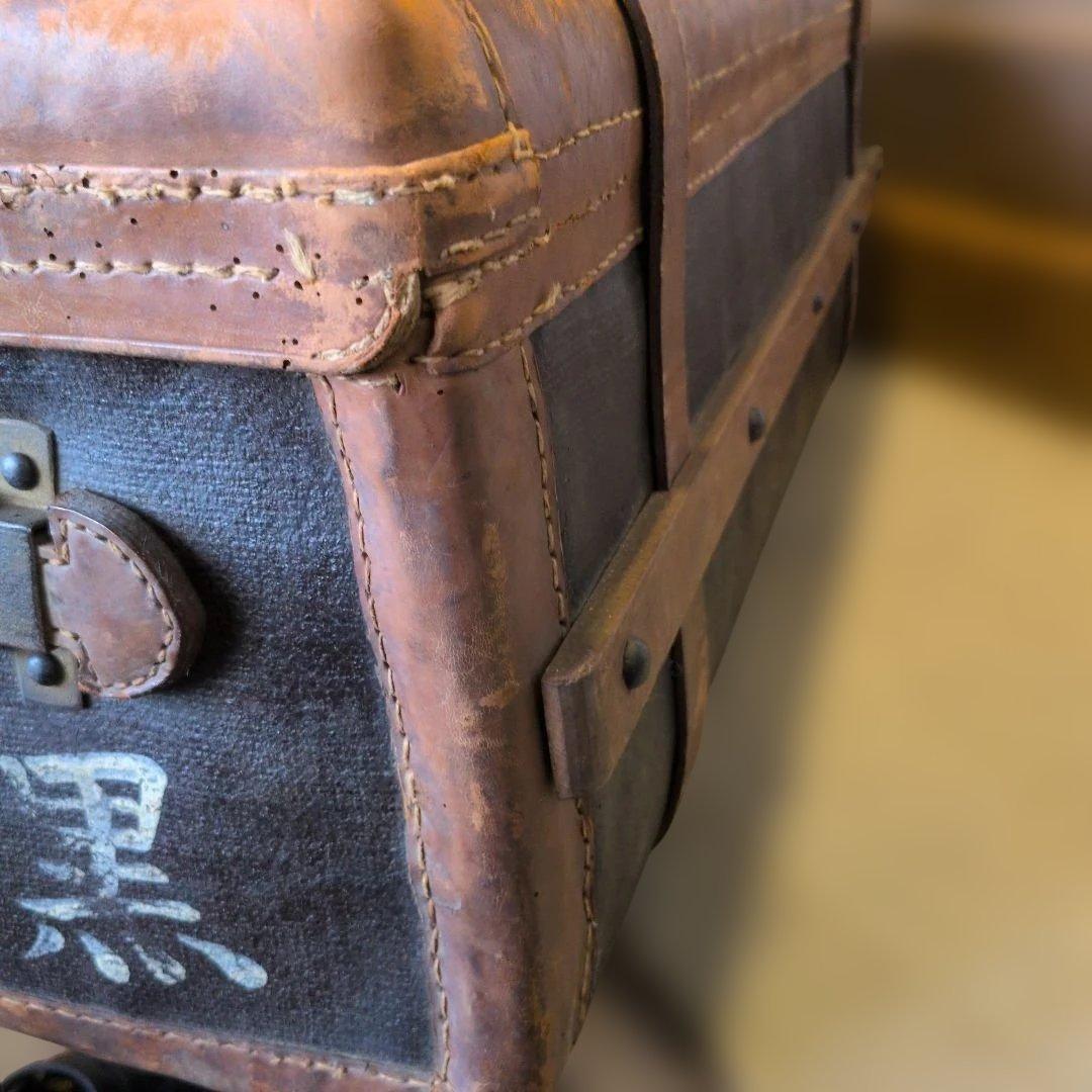 旧日本軍　ヴィンテージ レザー収納トランク