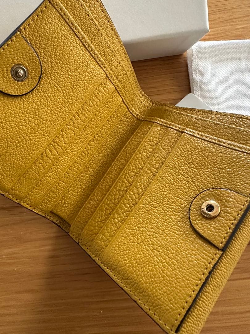 Chloé イエロー 二つ折り財布
