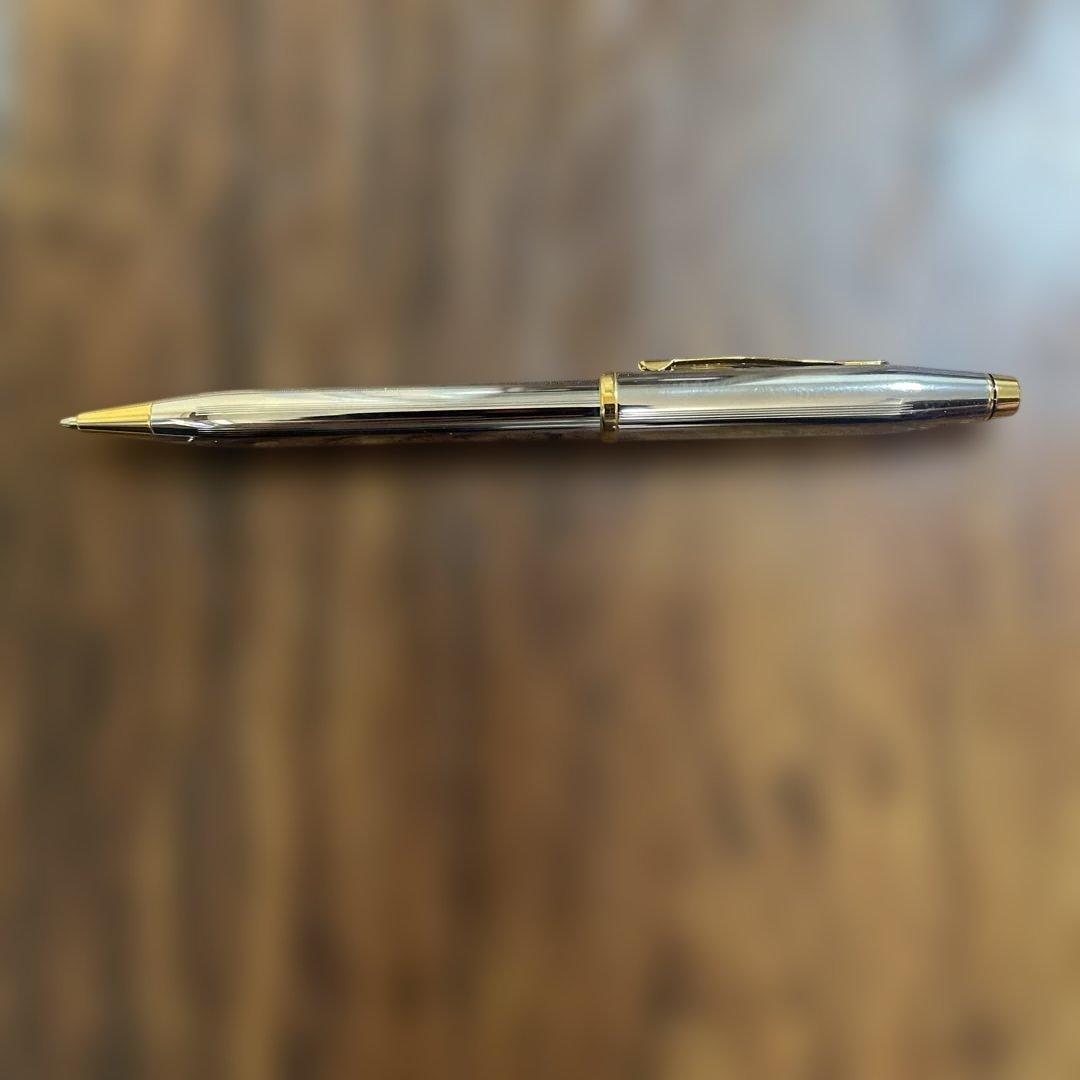 クロスセンチュリー