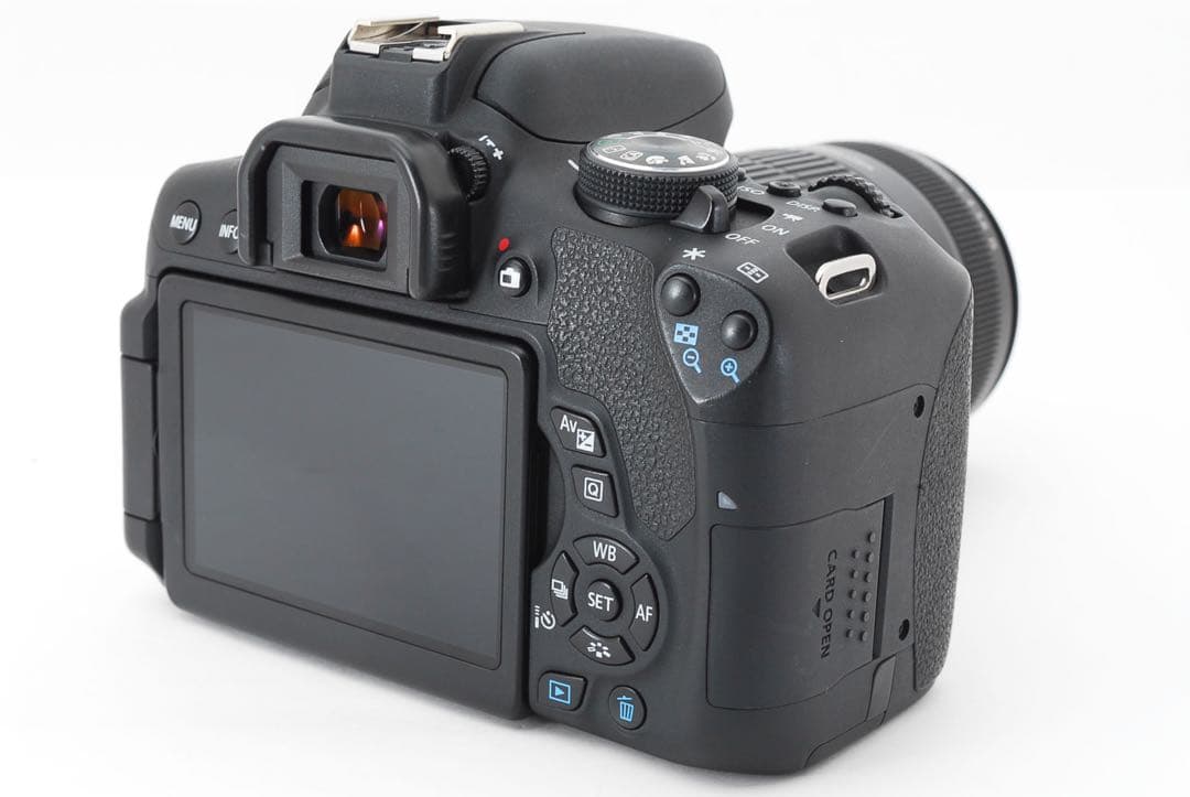 一眼レフカメラCanon EOS Kiss X8i 標準&望遠ダブルレンズセット