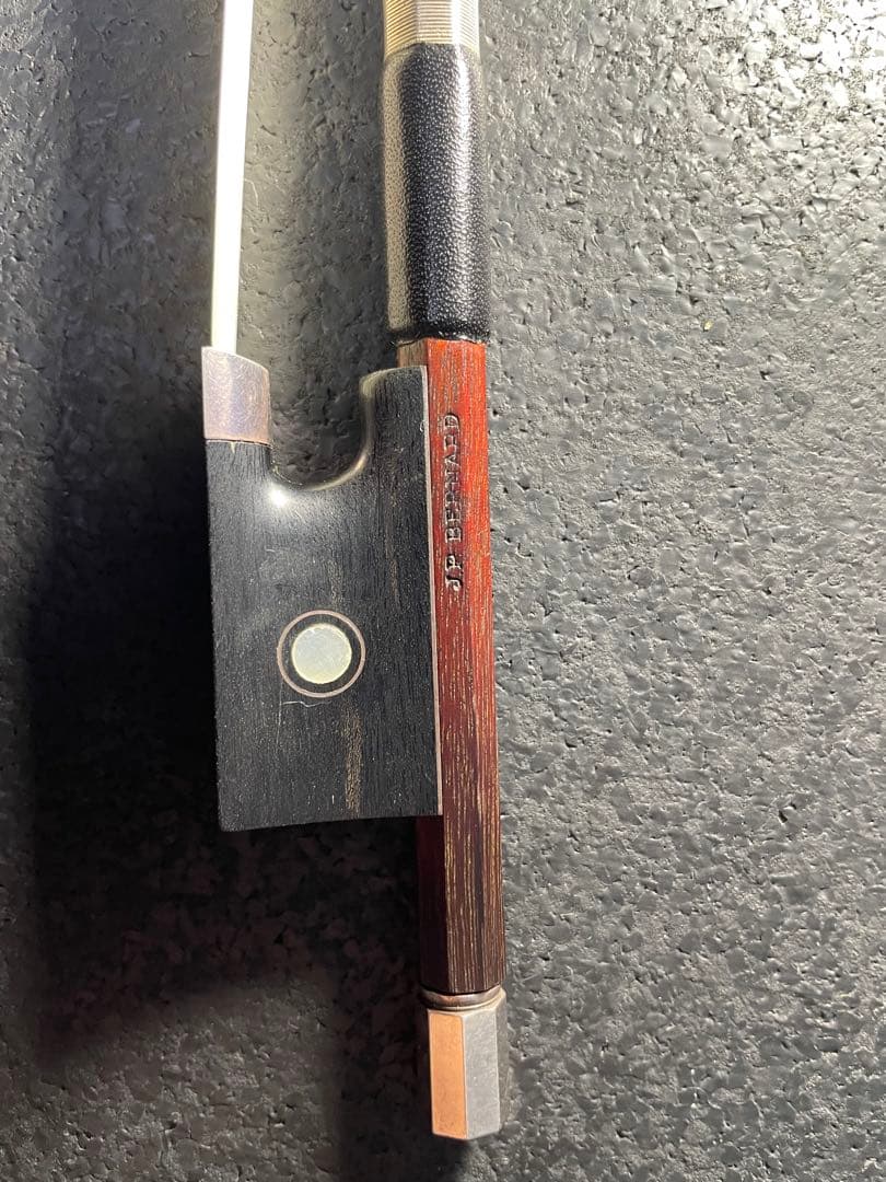 J.P.Bernard ヴァイオリン弓　銀黒檀