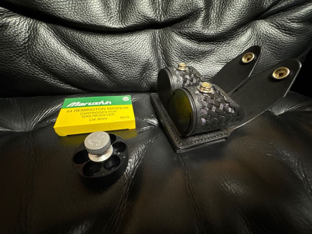 マルシン　コルトアナコンダ4インチ　シルバーABS