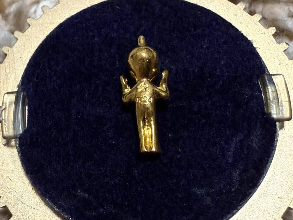 日清食品 すごいぞゴールド U.T. 13mm 純金ちっちゃフィギュア K24