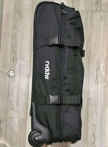 新品　リバーサル　キャリーケース 現行モデル　黒