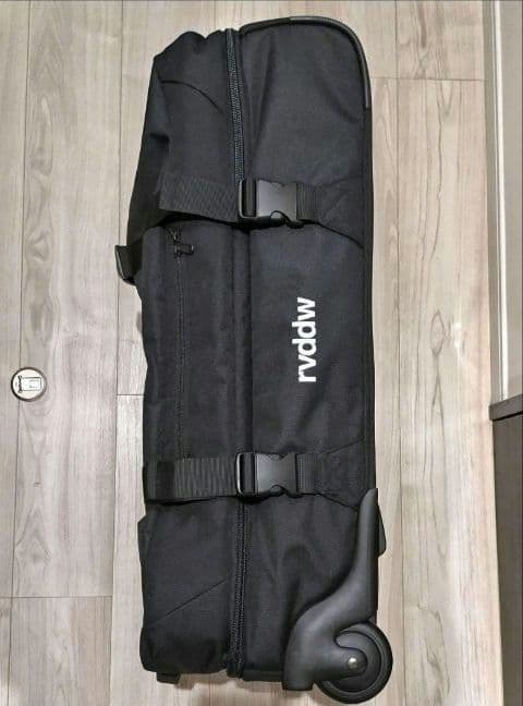 新品　リバーサル　キャリーケース 現行モデル　黒