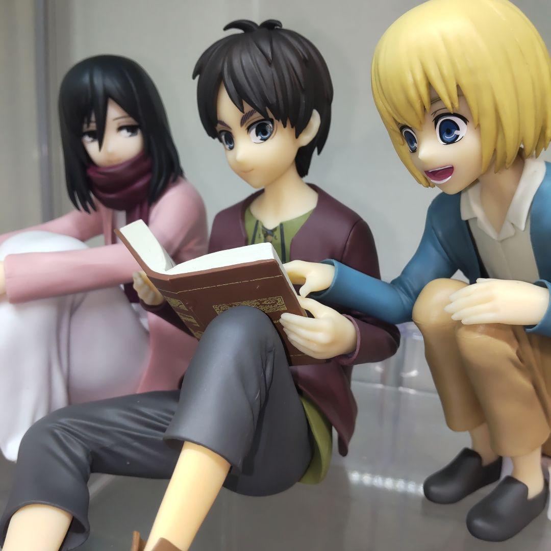 エレン＆ミカサ＆アルミン ～壁の外の世界～ 　一番くじ A賞 フィギュア