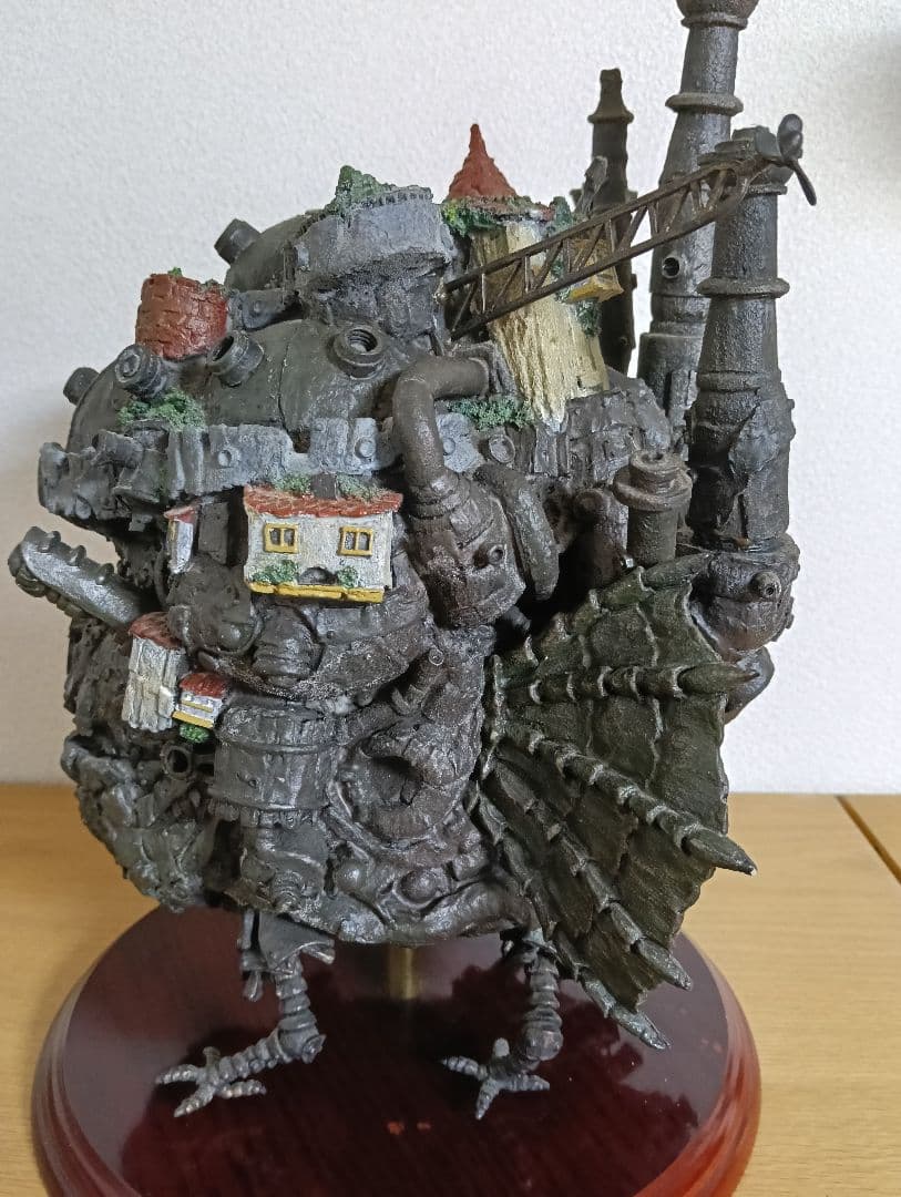 ハウルの動く城 ジブリ 建物 模型 ジオラマ フィギュア 中古品 箱なし