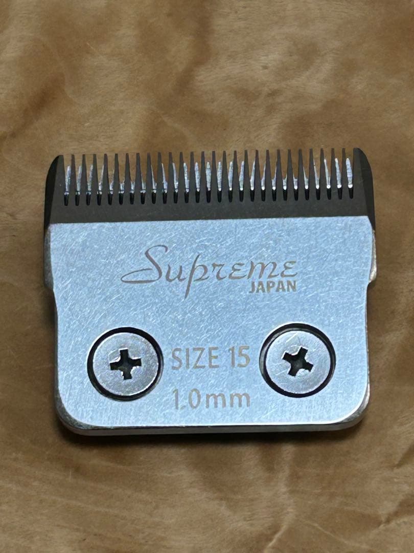 ☆SUPREME(サプリーム) ペット用バリカン。