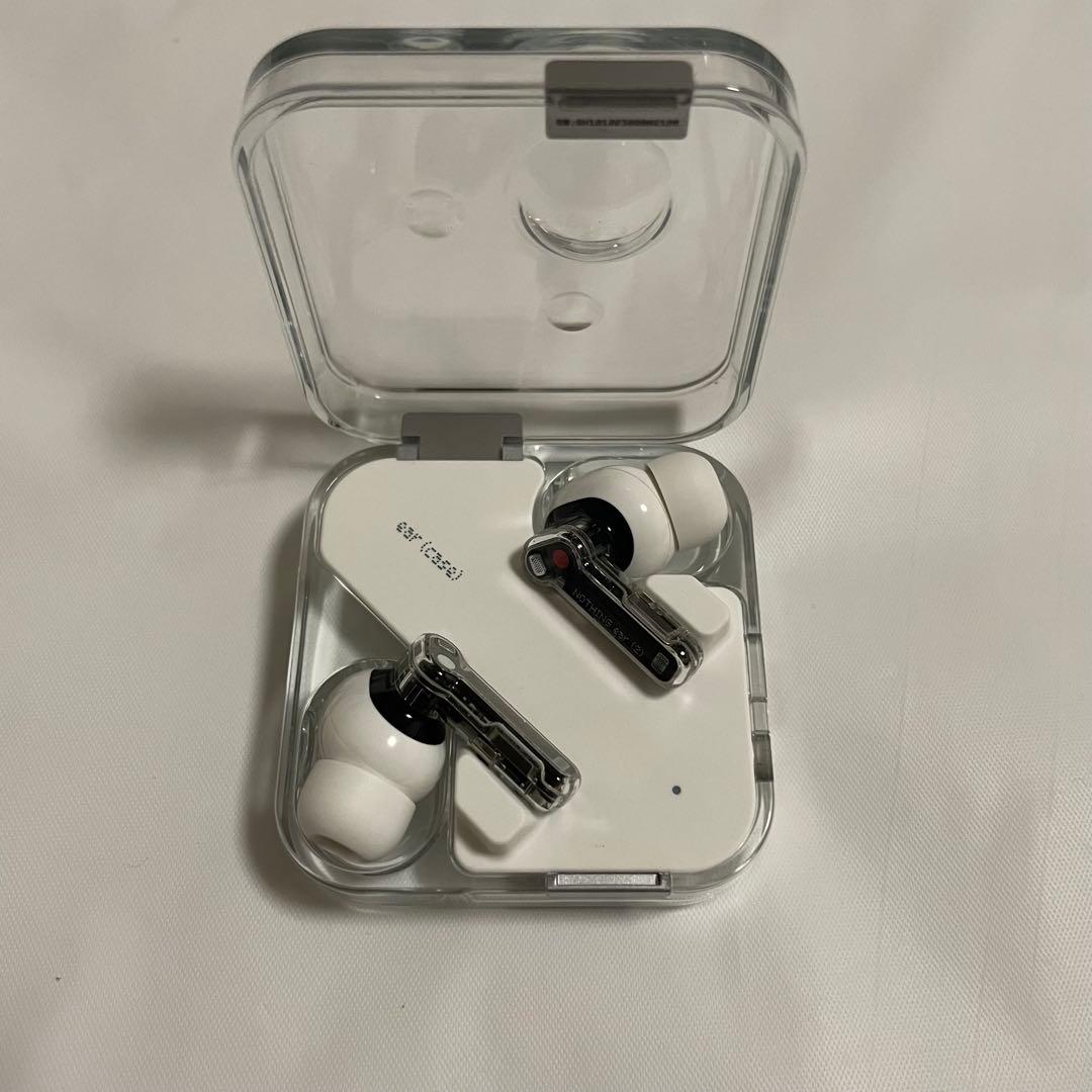【美品】Nothing Ear (2) ワイヤレスイヤホン