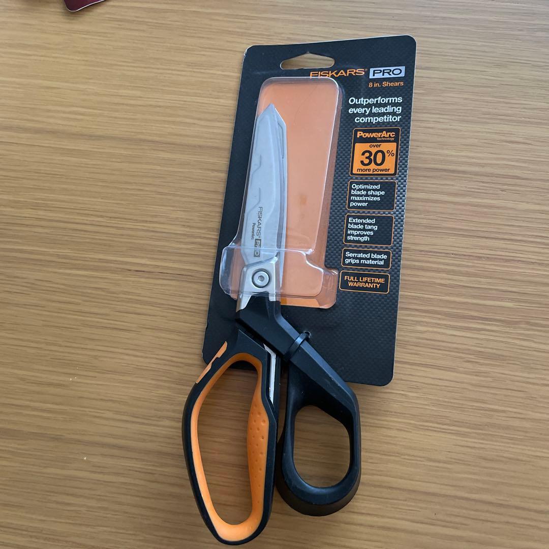 【新品】Fiskars PowerArc はさみ