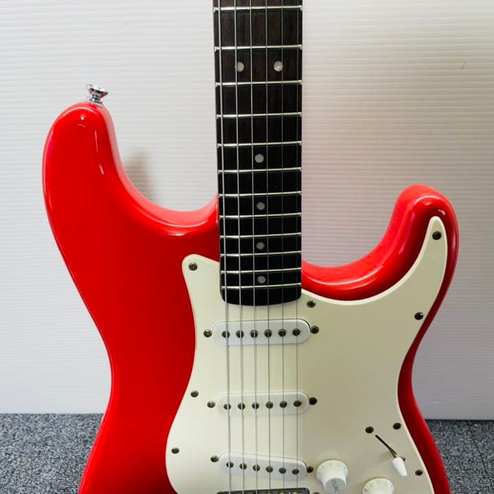 FENDER SQUIER コラボ　エレキギター　ストラトキャスター