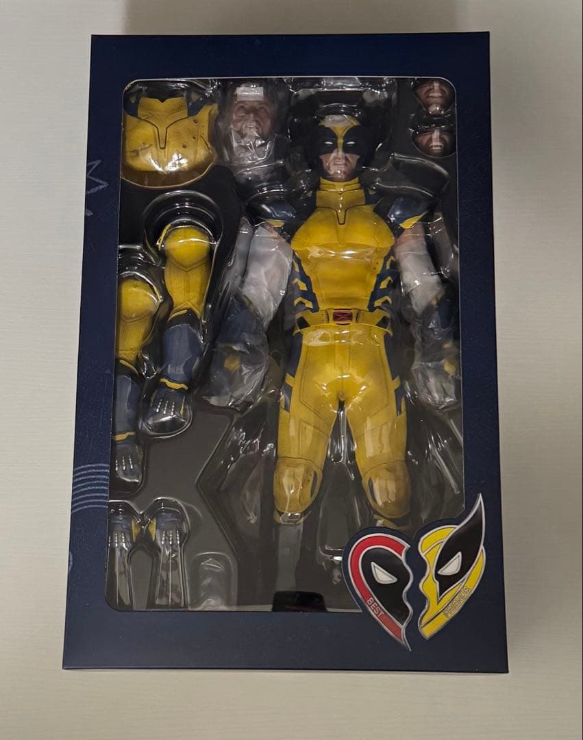 ホットトイズ　ウルヴァリン　ボーナスアクセサリー付き